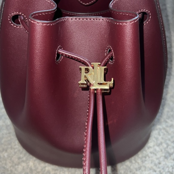 🌹Ralph Lauren Large Leather Bucket Bag Drawstring Closure - Excellent Condition - Picture 3 of 7